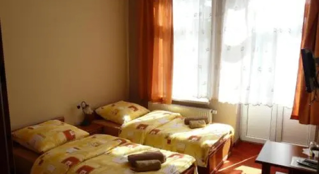 Hotelik Parkowy, Забронировать Отель Легница Нижнесилезское воеводство