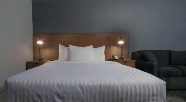 Люкс Prestige Kamloops Hotel, WorldHotels Crafted