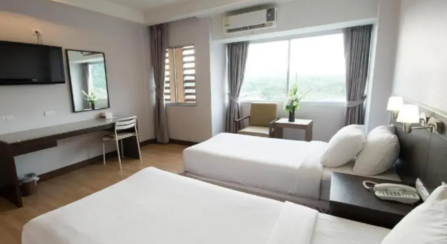 Двухместный номер Deluxe SinKiat Buri Hotel