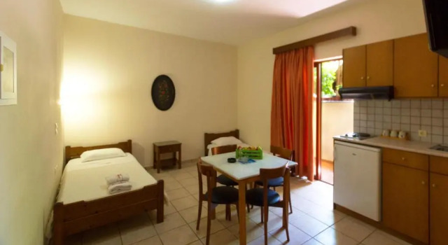 Апартаменты Economy Ariadne Beach
