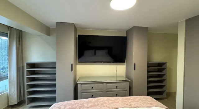 Апартаменты Miraflores 1 or 2 Bedroom Executive Apartment.