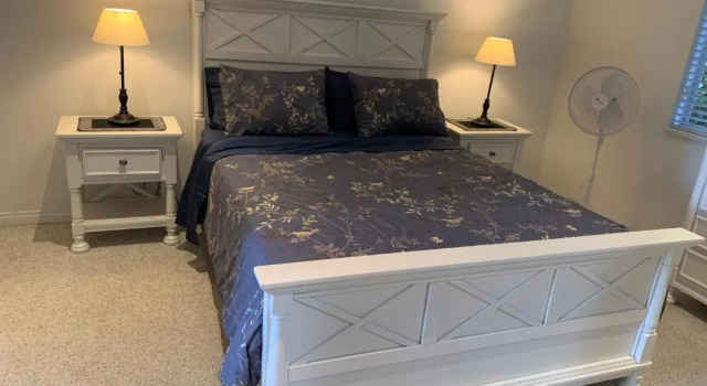 Beautiful Two Bedroom Suite, Забронировать Отель Норт-Ванкувер North Vancouver Ski Area