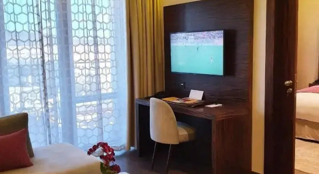 Двухместный полулюкс Nour Plazza Hotel