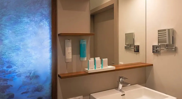 Номер Economy Nuhr Medical - Hotel & Restaurant - Ab 3 Nächten im Zeitraum vom 06 Juli bis 30 August genießen Sie pro Person eine kostenlose Massage-Unser Naturteich steht Ihnen täglich von 10 Uhr bis 18 Uhr zur Verfügung inklusive Getränke