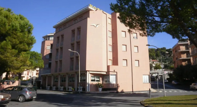 Hotel I Due Gabbiani, Boek Hotel Andora Ligurië