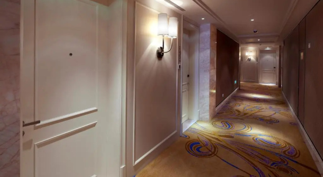 Двухместный номер Standard Juhua Grand Hotel