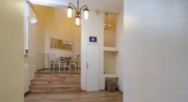 Family Apart Center Of Odessa, Забронировать Отель Отели Одессы с парковкой, рядом с Одесский Национальный Академический театр Оперы и Балета, Парковка