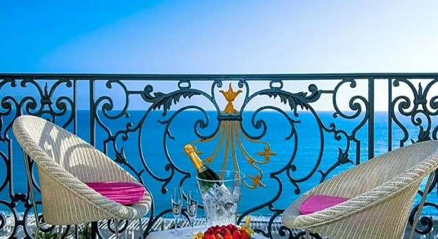 Номер Standard с видом на море Hôtel Le Royal Promenade des Anglais