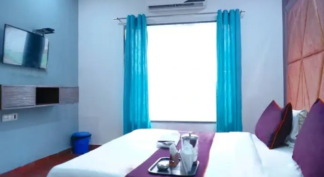 Roomshala 004 Mannat Residency