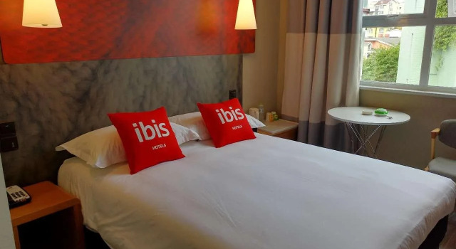 ibis Chengdu American Center Hotel, Boek Hotel Hotels in Chengdu met parkeren, Parkeren