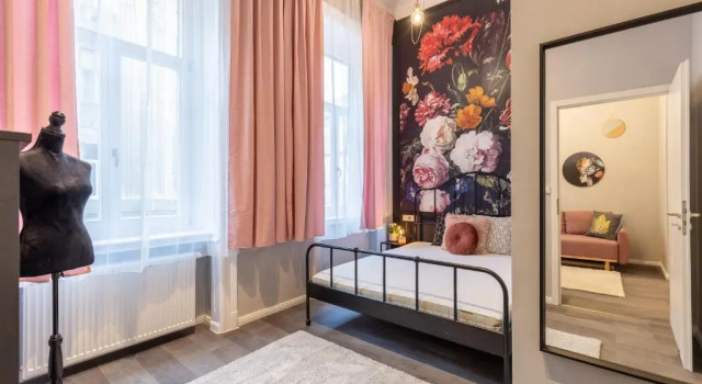 Апартаменты W33 - Prime Location - Comfortable Quality Apartments by BQA