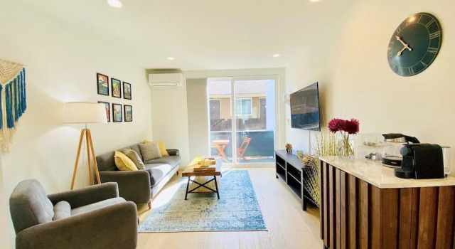Номер Comfort с балконом и с видом на город Modern Ballard Townhouse - Rooftop
