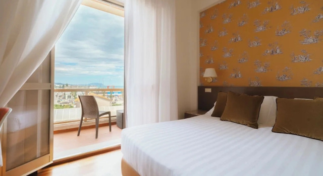 Номер Comfort с балконом Hotel Miramare