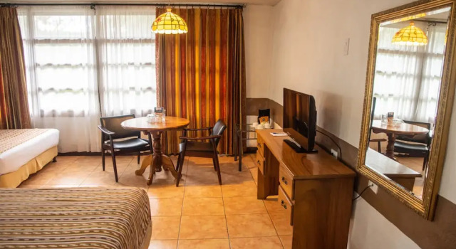Трёхместный номер Standard Hotel Aeropuerto