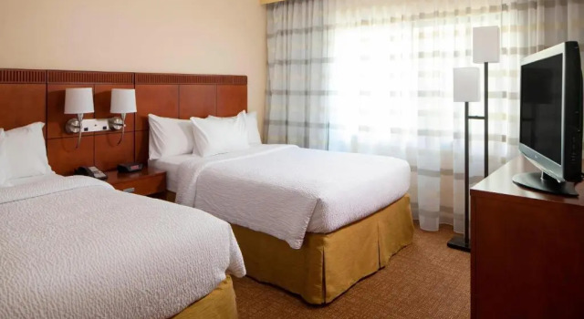 Четырёхместный люкс Courtyard by Marriott Nashville Brentwood