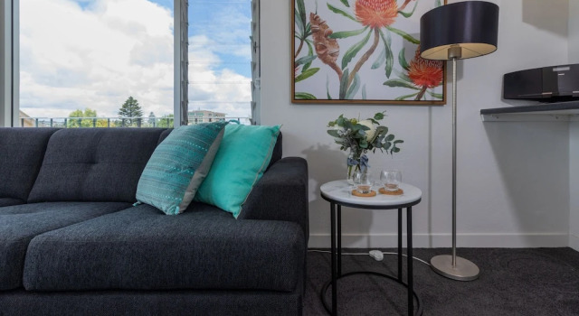 Люкс с балконом и с видом на океан Bay 10 - Suites and Apartments