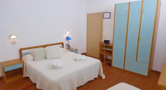 Hotel Merano, Забронировать Отель Отели в центре Мизано-Адриатико, в центре