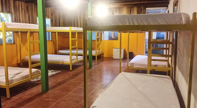 Madre Selva Hostel, Reserva ahora Albergue Hostales en Limón, Albergue