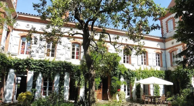 Manoir des Chanterelles, Rezerwuj Hotel Hotele w Tarn-et-Garonne z parkingiem, Parking