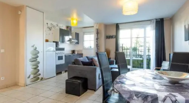 Ground Floor Apartment with Garden, Забронировать Апартаменты/квартира Апартаменты Маньи-ле-Онгр, Апартаменты/квартира