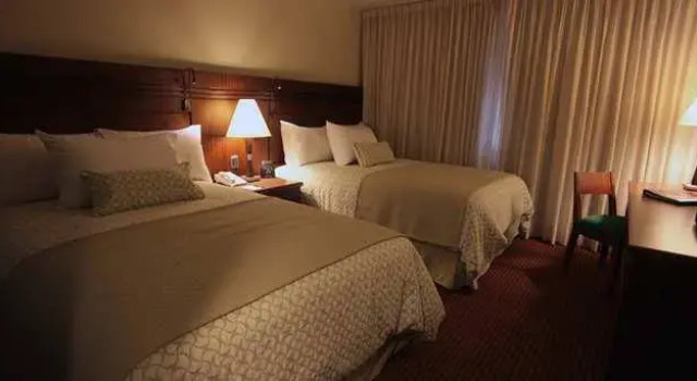 Embassy Suites Valencia Downtown, Rezerwuj Hotel Hotele w Valencia ze śniadaniem, Śniadanie
