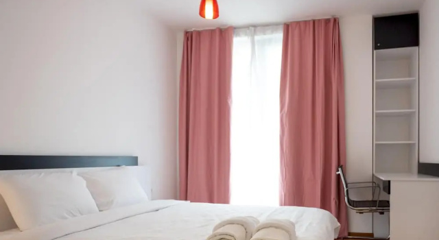 Sunny 1bdr Apartment Near Center, Varaa Huoneisto Sofia Vitosha