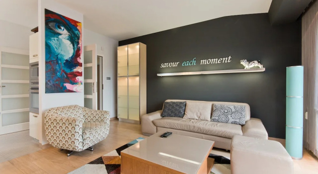 Imperial Apartments - Parkur II, Varaa Huoneisto Hotellit Pommeri pysäköinnillä, Pysäköinti