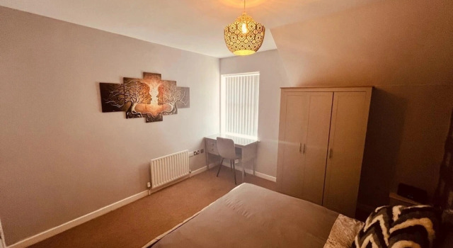 Middlesbrough Stylish Flat 2 Bedrooms & 2 Bathrooms & Private Parking-free Wifi