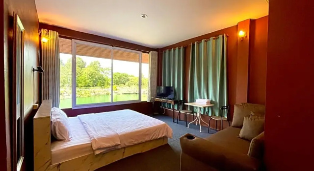 Номер Standard с видом на озеро Thana Lagoon Resort