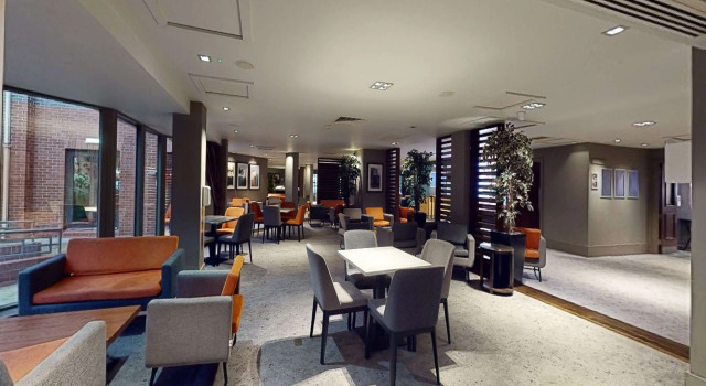 Village Hotel Swindon, Забронировать Отель Суиндон Уилтшир
