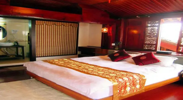 Lijiang Moonlight Inn, Забронировать Отель Лицзян Юньнань, рядом с Улица Сквер-стрит Древнего города Даянь