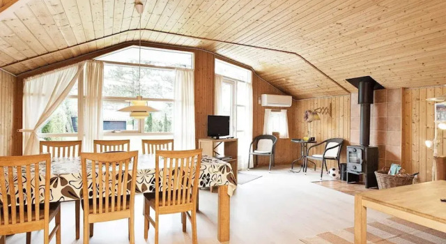 4 star holiday home in Rødby, Забронировать Отель Крамнитсе Лолланн