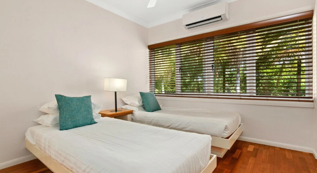 Poolside Apt Absolute Beachfront Resort, Prenota Resort Hotel a Queensland con parcheggio, Parcheggio