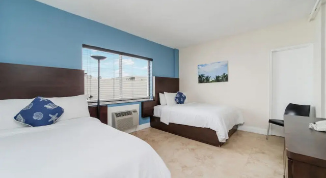 Четырёхместный номер Standard Starlite Hotel