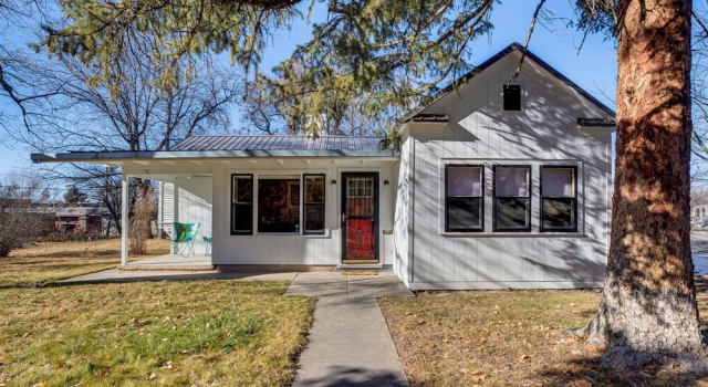 1 Blk to Main St! Crystal Connection Montrose Home, Забронировать Дом для отпуска Отели Монтроуз с парковкой, Парковка