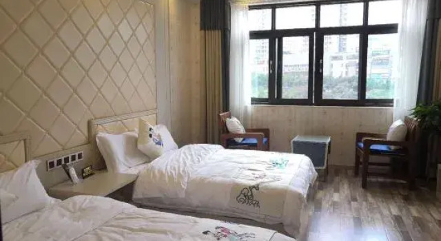Suite Deluxe Riverside Select Hotel
