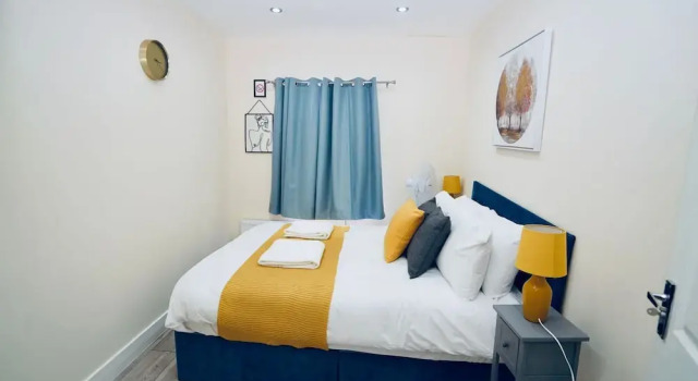 Unique & Luxurious 2bed Apartment London, Забронировать Апартаменты/квартира Отели Большого Лондона с парковкой, Парковка