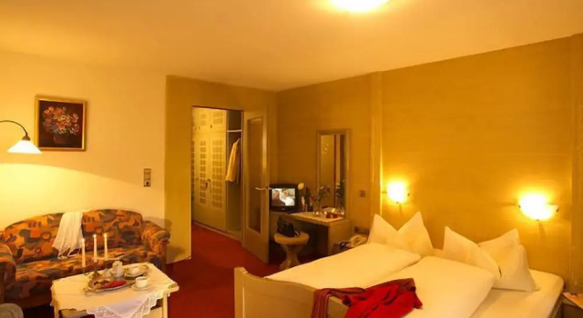 Двухместный номер Standard c 1 комнатой с балконом Sporthotel Krone