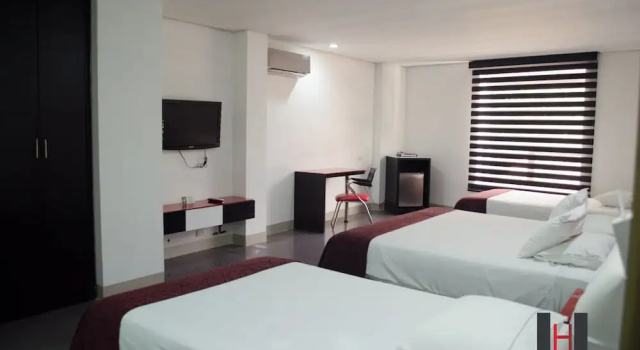 Трёхместный номер Standard Hotel Merlott 70