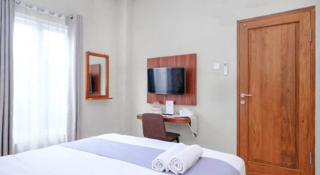 Grha Minggiran Homestay Yogyakarta Mitra RedDoorz, Book Hotel Mantrijeron 