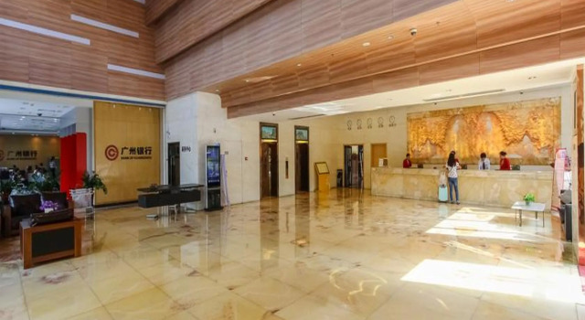 Fragrant Bay Hotel