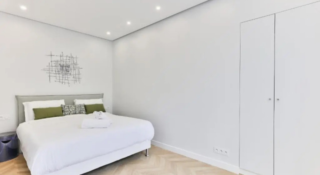 127 - Urban Beautiful 4BR in Montorgueil