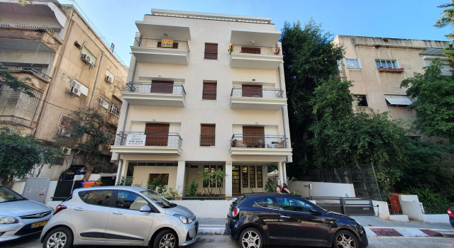 Apartment Terracotta, 2BR, Tel Aviv, Center, Yossef Eliyahu St, #TL60, Забронировать Апартаменты/квартира Тель-Авив Тель-Авивский округ, рядом с Площадь Рабина