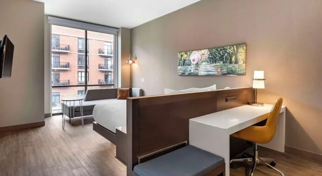 Двухместный номер Standard Cambria Hotel Savannah Downtown Historic District