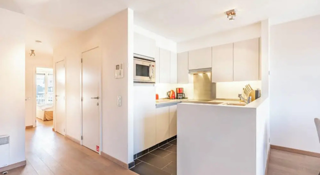 Apartment Near Sandy Beach in Coastal Area, Rezerwuj Apartament Hotele w Bruksela z parkingiem, Parking