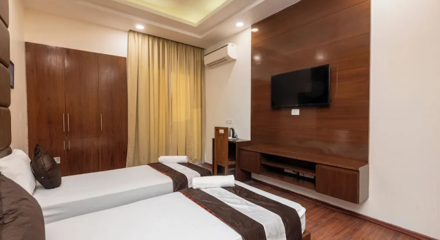 Номер Deluxe Saavi Hotel Sector- 46