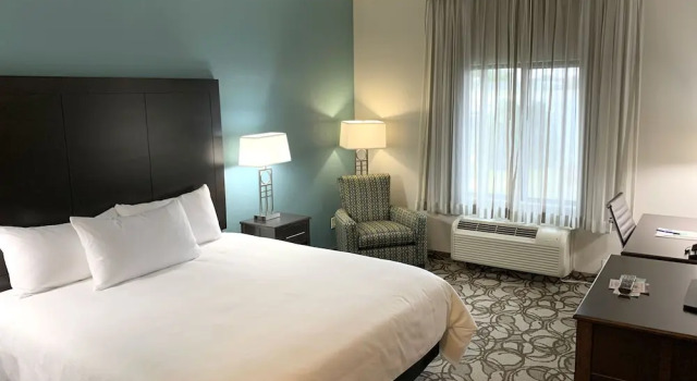 Номер Standard Buffalo Run Casino & Resort