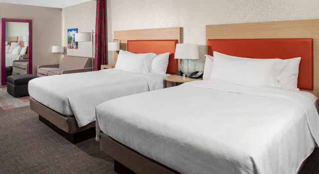 Четырёхместный люкс Home2 Suites by Hilton Bloomington