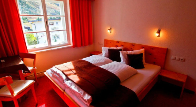 Berghotel-Gasthof Gstrein, Rezervovat Hotel Hotely v Tyrolsko se snídaní, Snídaně