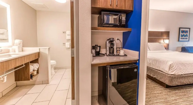 Люкс Holiday Inn Express & Suites Rantoul by IHG